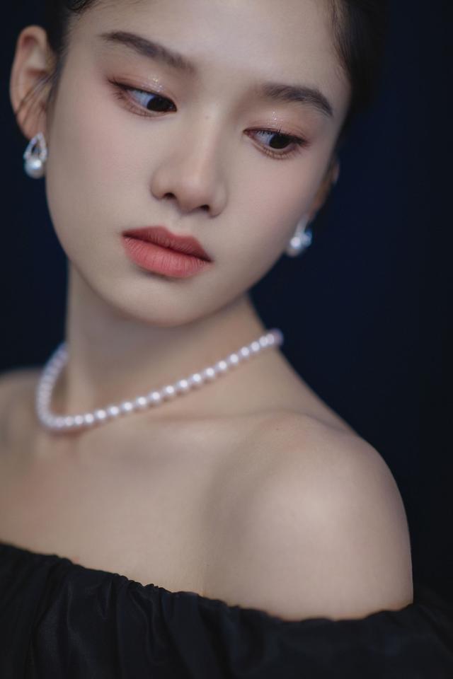 女皇张婧仪，肤白貌美大长腿，全都长在审美上了