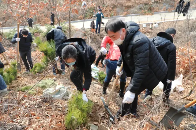 【植树节特辑】威海中院:我看青山多妩媚,料青山看我应如是
