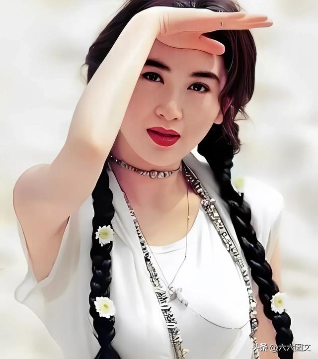 温碧霞∶年轻漂亮VS成熟韵味，当年我们追过的“妖精”女神