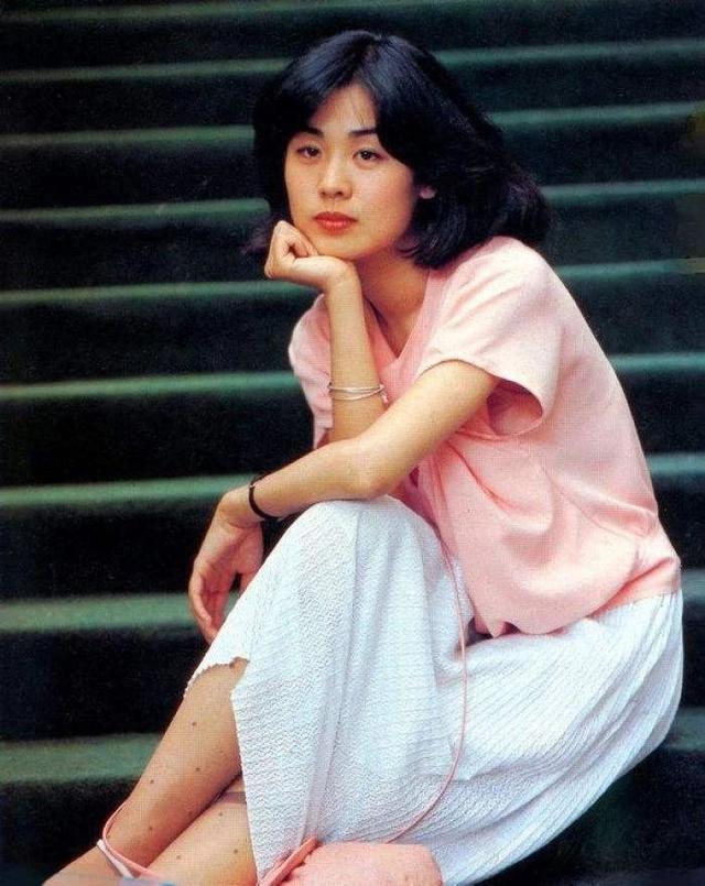 凭借《城南旧事》中“英子”一角一夜成名的沈洁为何销声匿迹了?