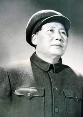 孤军深入(1947年主席犯兵家大忌？孤军深入，严令刘邓不惜代价跃进大别山)