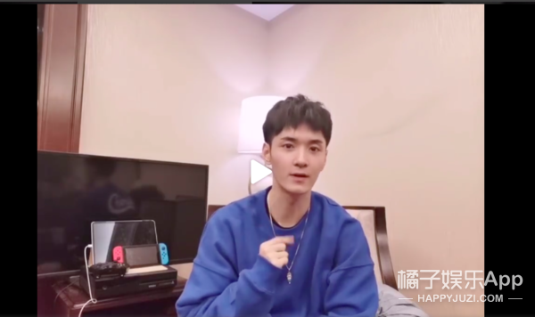 还记得《美人为馅》的周小篆吗？他居然是陈晓的伴郎？