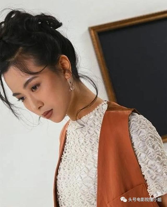 52岁仍单身，香港短发女神近照曝光！曾是古天乐郭富城身边女主角