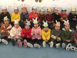 新儿歌(“双桨”荡了几十年，小兔子一直乖乖……新儿歌咋还不来)