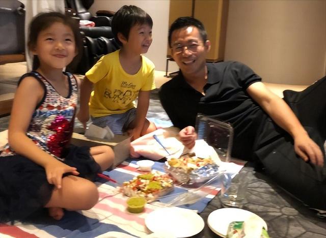 戚薇好友林子君力挺汪小菲张兰, “怒斥”S一家，硬刚网友