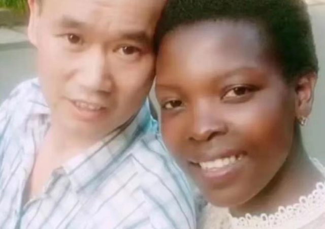 2023年，山东42岁单身大叔，跑尼泊尔娶小17岁老婆，没花一分彩礼