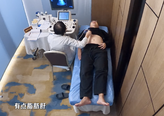 邓超鹿晗真实体重曝光，身高双双缩水，陈赫不仅肥胖还有骨质疏松