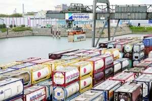 特莱尔(德国经济界:美国加征关税损人不利己)