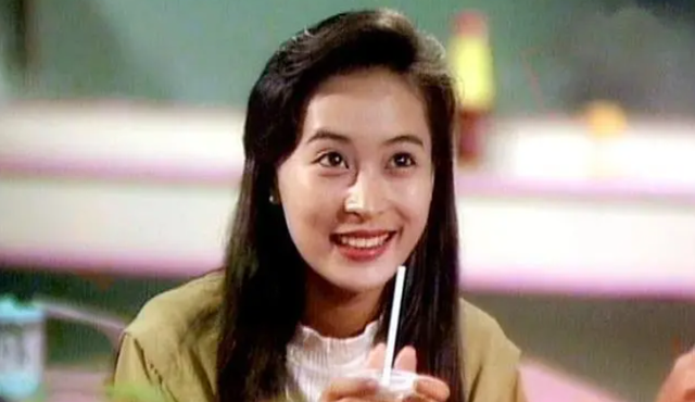 1993年黄家驹去世,在灵堂上痛哭的前女友林楚麒,为何遭到驱赶?