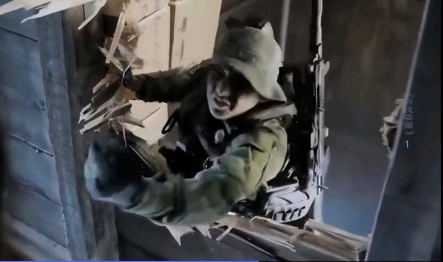 《王牌部队》和《特战荣耀》为什么都不开豆瓣评分？关键是敢吗