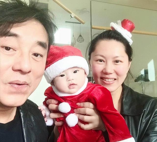 胖到不见脖！香港歌手吕方多次减肥失败，娶富婆妻子老来得女