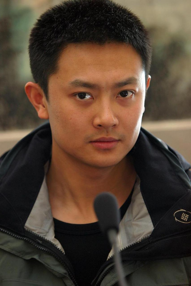 “诬陷”印小天13年后,边潇潇嫁给导演生二胎,日子依旧很潇洒