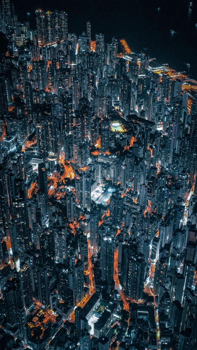 航拍香港:从高空视角看密度之城
