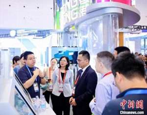 港商(港商启航迎“新”：让AI助力中国产品文化双出海)