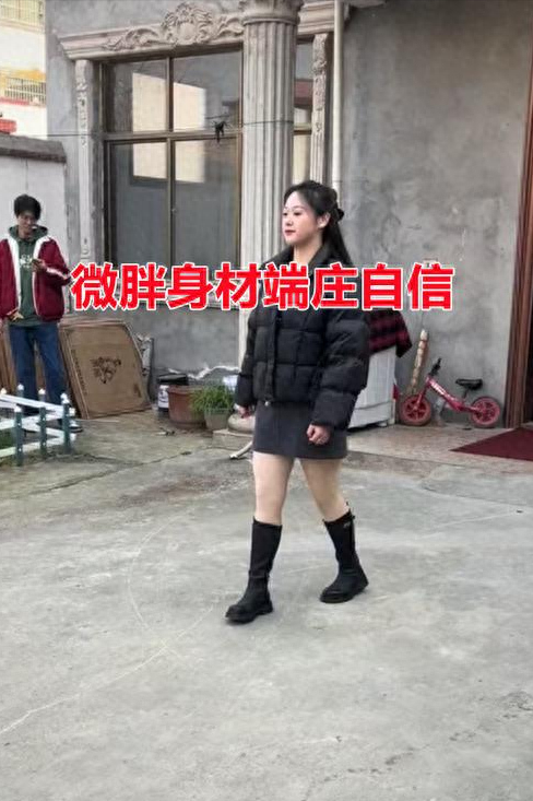 安徽微胖新娘长相甜美,看到新郎后,网友不理解:你到底图他啥