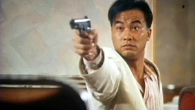 醉生梦死之湾仔之虎：三首beyond的歌，唱尽了大佬的一生