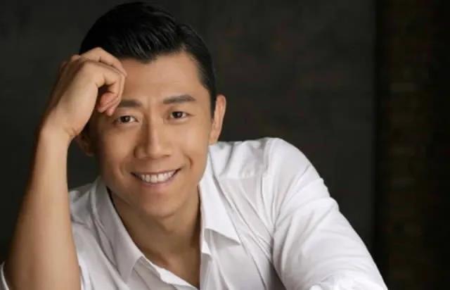 十大迷人小眼男星,一个比一个帅气,论样貌肖央第五,张若昀第二