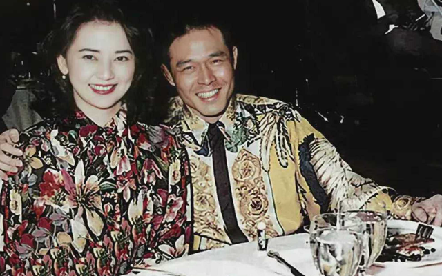 “霸王花”胡慧中:黑帮老大为她金盆洗手,现任老公入狱不离不弃