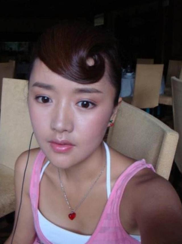 “魔仙小蓝”廖景萱：靠魔仙走红，巅峰隐退，吃老本敛财遭反感