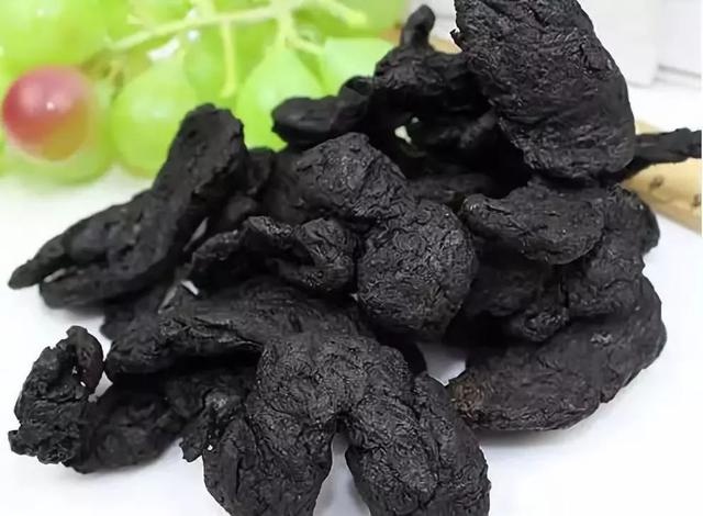 地黄,别名小鸡喝酒,根似萝卜,有男人草的称号,男人朋友别错过