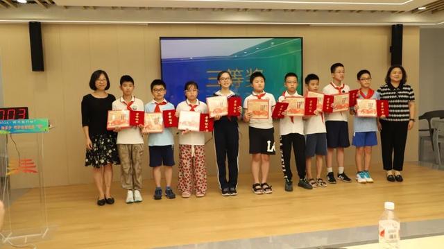 筑牢“护苗”防线，这个居民区举办了一场别开生面的知识竞赛