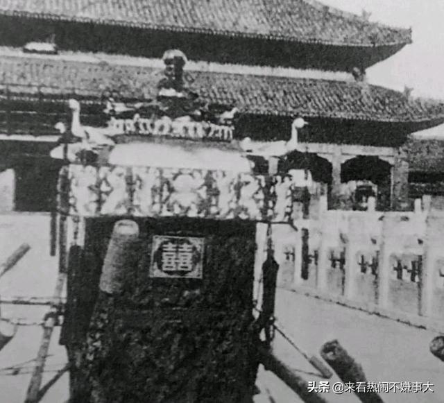 末代皇后婉容的一生，最后堕落沉沦，凄惨又令人唏嘘