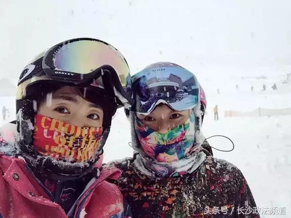央视“冻龄女神”引发集体回忆杀！23年你都老了，她容颜依旧