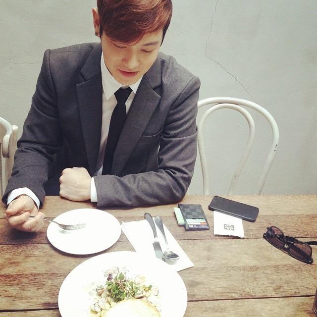 韩娱SM无血缘的“明星双胞胎”，傻傻分不清