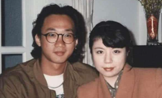 1993年黄家驹去世,在灵堂上痛哭的前女友林楚麒,为何遭到驱赶?