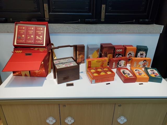 “荔湾礼物”隆重登场，首家旗舰店璀璨启幕