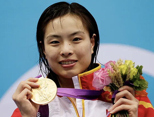 “跳水女王”吴敏霞的励志人生,和她生命中深爱的一个重要男人