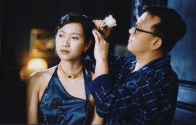 麻花辫、紧身裤、高尔夫,47岁徐静蕾近况曝光,不婚才女生活洒脱