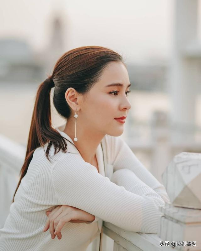 泰星Aom再度被爆是第三者：我跟男友恋爱程序正常，她精神有问题