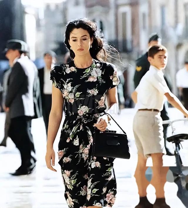 “地球球花”、“世界第一美女”的莫妮卡·贝鲁奇，谁能顶得住