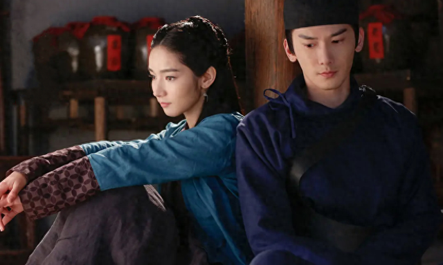 同样是喜欢上翼族，为何白浅能跟离镜在一起，子阑却只能放手？