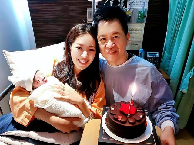 台湾艺人刘伊心:靠着“作”出圈,却把握热度达到自己人生目标