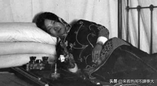 末代皇后婉容的一生，最后堕落沉沦，凄惨又令人唏嘘