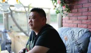 于谦的师傅(孙越：于谦总去他家顺古董，甘愿给岳云鹏捧哏，他的老婆究竟是谁)