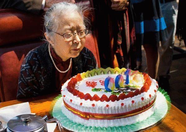 合肥张家四姐妹：一个比一个嫁得好，都活过90岁，小妹高寿101岁