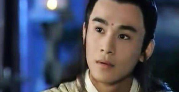 一柄雪花神剑，一颗眉心朱砂，永无结局的侠客江湖梦