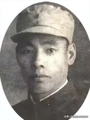 老马家儿媳妇(刘锡坤将军：地主家年轻漂亮的儿媳妇半夜三更摸到他的床边)