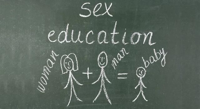 丹麦儿童节目请成人全裸震惊网友；英国却有更大“尺度”电视节目