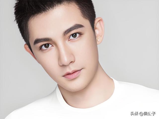 万万没想到,《非常完美》竟出了这么多网红和明星,每个都不简单