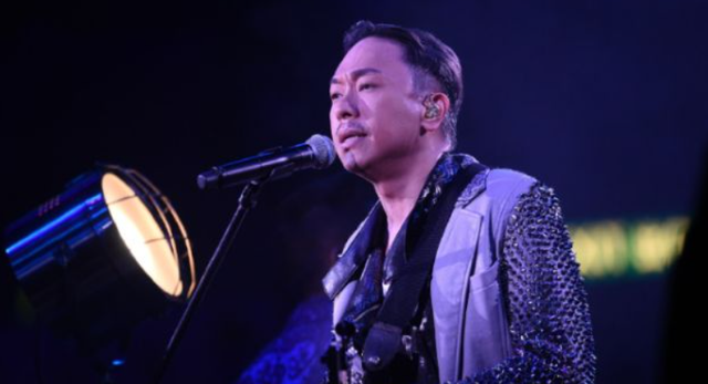 1993年黄家驹去世,在灵堂上痛哭的前女友林楚麒,为何遭到驱赶?