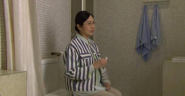 59岁TVB女演员剧集中年轻照片意外流出 引网友大赞漂亮