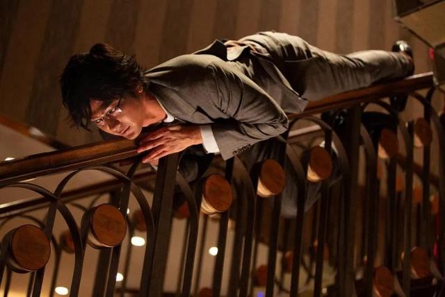 速水重道帅哥形象崩塌，新剧演受虐社长