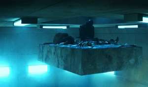 饥饿站台解析(拆解《饥饿站台》的六层隐喻:道尽了不平等的阶层、嗜血的规则)