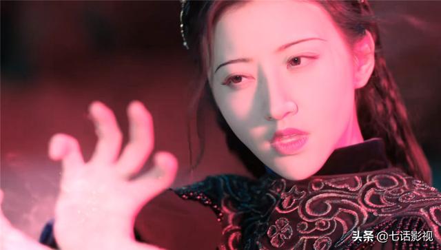 从沈银灯之死来看《司藤》与原著的区别，司藤的五件事有了变化