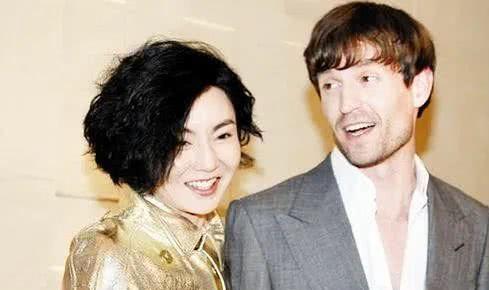 章子怡“泼墨门”绯闻曝出后，意外牵扯出其他大佬？