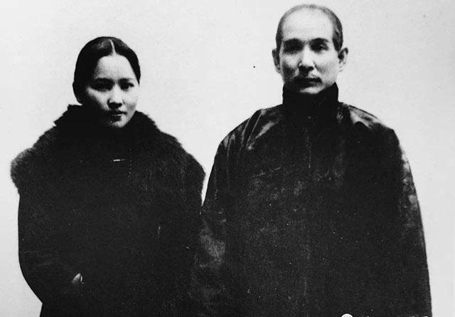 宋庆龄为何一生无子？去世后，医院检查时才发现她的子宫已摘除